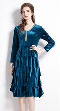 Elegant Velvet Midi Dress V-neck with Ruffles