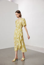 Vintage Elegant Floral Printing Pleated Silk V-Neck Dress