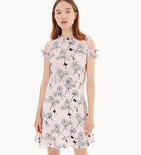 SCANDINAVIA-Cut Shoulder Ruffe Accent Shift Dress