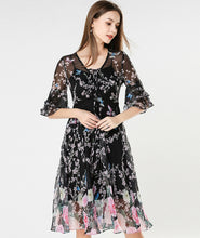 TWO PEARS-Ruffled Sleeve Floral Dress