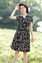 TWO PEARS-Short Sleeve V-neck Waist Belted Fit & Flare Dress