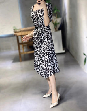 Short Sleeve Square Neck Waist Belted Dress