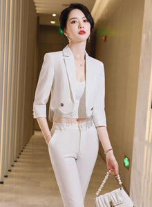 Lapel Collar Fashionable Short Suit Coat with Fringe