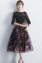 HALF SLEEVE CONTRAST A-LINE DRESS WITH SELF-TIE BELT